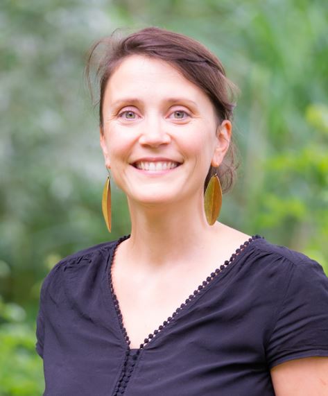 Portrait de Laetitia Thiellement, naturopathe et coach près de Belley